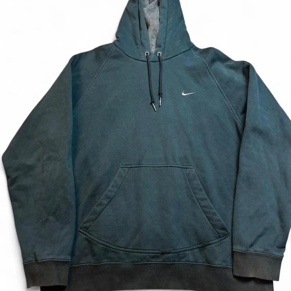 Vintage nike Y2K silver tag black casual hoodie sweatshirt size large